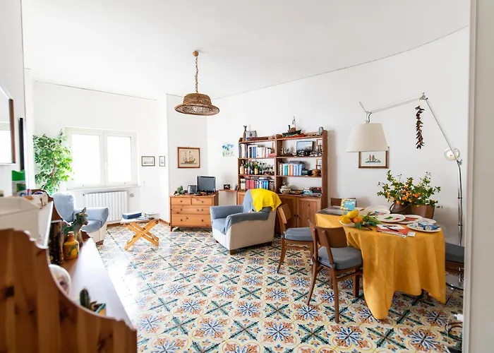 Virginia's شقة سورينتو