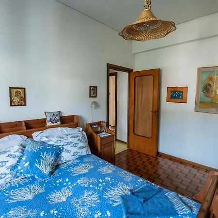 Virginia's Apartment Sorrento