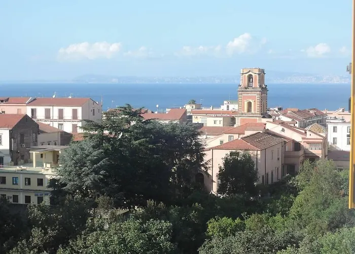 Virginia's * Sorrento